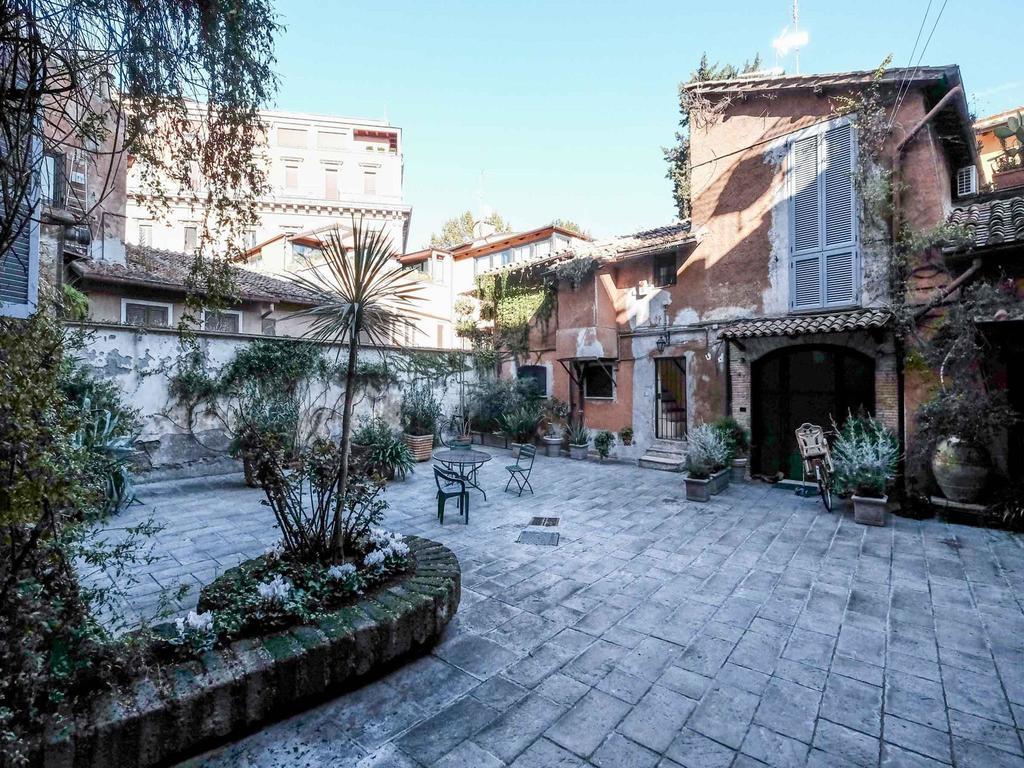 Ancient Trastevere Vespa Loft Рим Екстер'єр фото